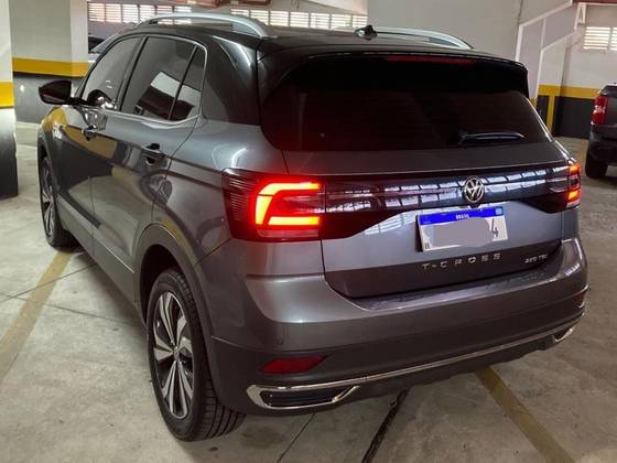 VOLKSWAGEN T-CROSS 1.4 250 TSI TOTAL FLEX HIGHLINE AUTOMÁTICO